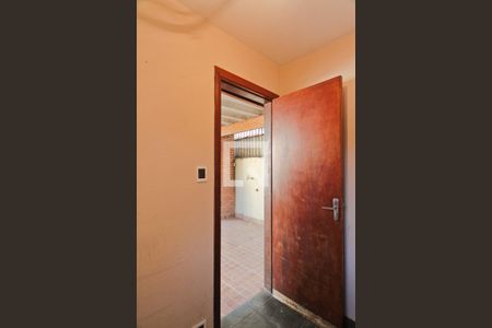 Casa à venda com 190m², 3 quartos e 4 vagas Casa à venda com 190m², 3 quartos e 4 vagasQuarto de serviço