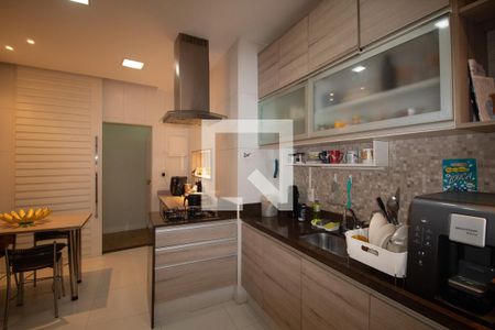 Apartamento à venda com 140m², 3 quartos e 1 vagaCozinha