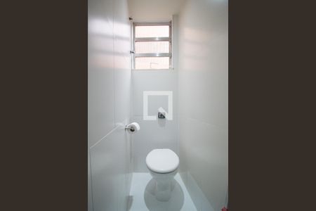 Apartamento à venda com 140m², 3 quartos e 1 vagaBanheiro da área de serviço