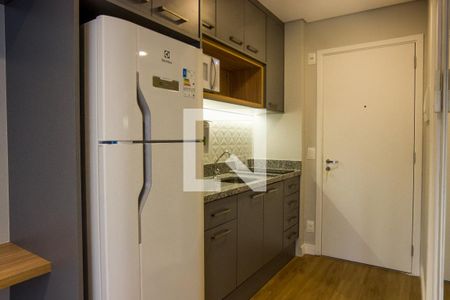 Cozinha de kitnet/studio para alugar com 1 quarto, 18m² em Bela Vista, São Paulo