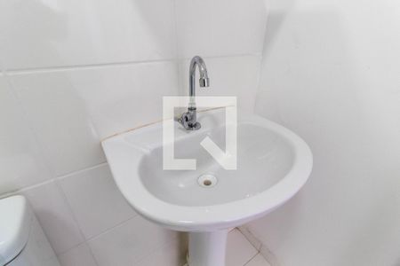 Apartamento à venda com 34m², 2 quartos e sem vaga Apartamento à venda com 34m², 2 quartos e sem vagaBanheiro