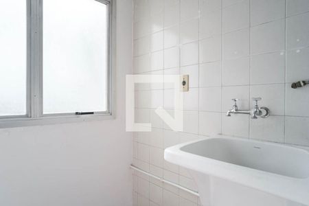 cozinha de apartamento para alugar com 2 quartos, 50m² em Cangaíba, São Paulo