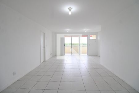 Sala de apartamento para alugar com 4 quartos, 150m² em Barra da Tijuca, Rio de Janeiro