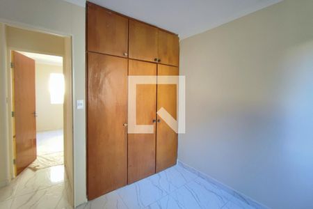 Quarto 2 de apartamento à venda com 3 quartos, 70m² em Conjunto Residencial Souza Queiroz, Campinas
