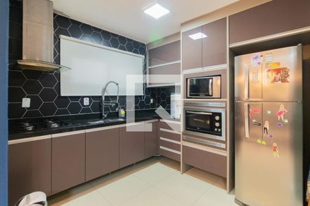 Casa de condomínio à venda com 177m², 3 quartos e 2 vagas Casa de condomínio à venda com 177m², 3 quartos e 2 vagasCozinha