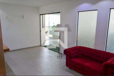 Apartamento à venda com 97m², 3 quartos e 1 vaga Apartamento à venda com 97m², 3 quartos e 1 vagaHall social
