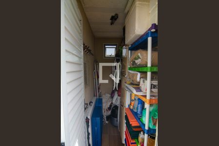 Apartamento à venda com 250m², 4 quartos e 2 vagas Apartamento à venda com 250m², 4 quartos e 2 vagasTerraço