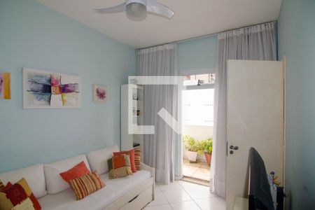 Apartamento à venda com 250m², 4 quartos e 2 vagas Apartamento à venda com 250m², 4 quartos e 2 vagasQuarto 2