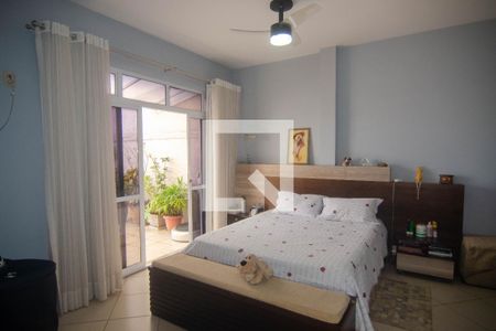 Apartamento à venda com 250m², 4 quartos e 2 vagas Apartamento à venda com 250m², 4 quartos e 2 vagasQuarto 1