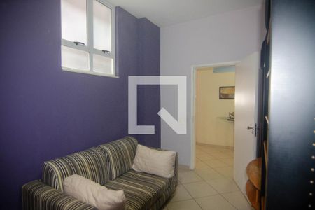 Apartamento à venda com 250m², 4 quartos e 2 vagas Apartamento à venda com 250m², 4 quartos e 2 vagasSala de Televisão 2