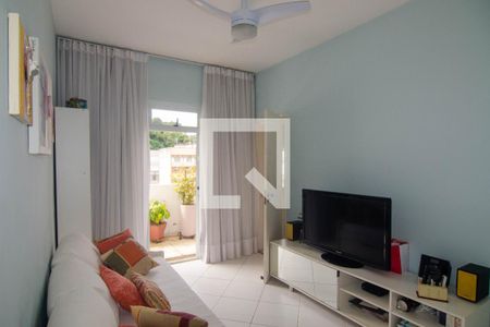 Apartamento à venda com 250m², 4 quartos e 2 vagas Apartamento à venda com 250m², 4 quartos e 2 vagasQuarto 2