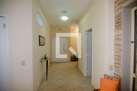 Apartamento à venda com 250m², 4 quartos e 2 vagas Apartamento à venda com 250m², 4 quartos e 2 vagasSala