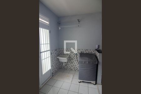 Apartamento à venda com 250m², 4 quartos e 2 vagas Apartamento à venda com 250m², 4 quartos e 2 vagasÁrea de Serviço