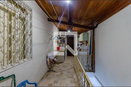 Casa à venda com 220m², 3 quartos e 2 vagasÁrea de Serviço