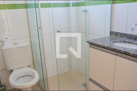 Apartamento à venda com 67m², 2 quartos e 1 vaga Apartamento à venda com 67m², 2 quartos e 1 vagaBanheiro