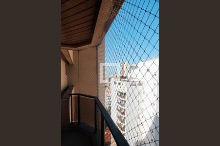 Apartamento à venda com 508m², 5 quartos e 4 vagasPiso 1:  Suíte 3 - Varanda