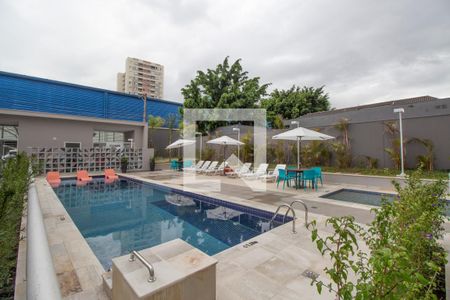 Studio à venda com 24m², 1 quarto e sem vaga Studio à venda com 24m², 1 quarto e sem vagaPiscina