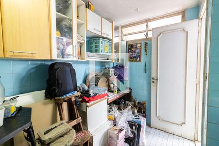 Casa à venda com 218m², 3 quartos e 2 vagas Casa à venda com 218m², 3 quartos e 2 vagasÁrea de Serviço