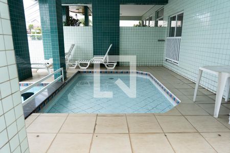 Apartamento à venda com 75m², 2 quartos e 2 vagas Apartamento à venda com 75m², 2 quartos e 2 vagasPiscina