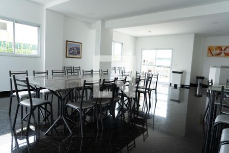 Apartamento à venda com 75m², 2 quartos e 2 vagas Apartamento à venda com 75m², 2 quartos e 2 vagasSalão de Festas