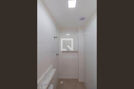 Apartamento à venda com 45m², 2 quartos e sem vaga Apartamento à venda com 45m², 2 quartos e sem vagaBanheiro