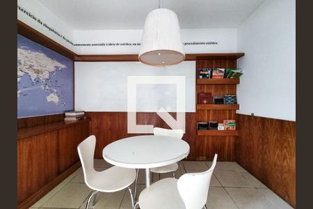 Apartamento à venda com 77m², 3 quartos e 1 vaga Apartamento à venda com 77m², 3 quartos e 1 vagaÁrea comum - Sala de Estudo