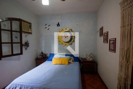 Casa de condomínio à venda com 180m², 4 quartos e 3 vagasSuíte 2
