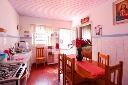 Casa à venda com 400m², 3 quartos e 2 vagas Casa à venda com 400m², 3 quartos e 2 vagasCozinha