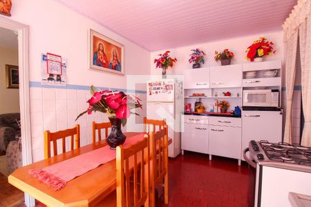 Casa à venda com 400m², 3 quartos e 2 vagas Casa à venda com 400m², 3 quartos e 2 vagasCozinha