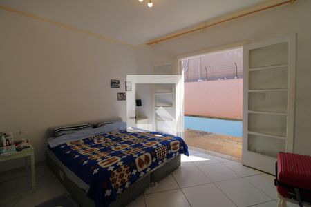 Casa à venda com 647m², 5 quartos e 8 vagasSuíte 2