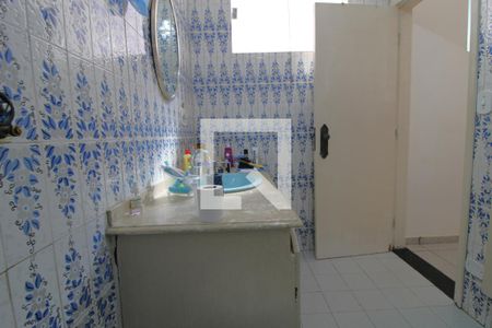 Casa à venda com 647m², 5 quartos e 8 vagasBanheiro da suíte 4