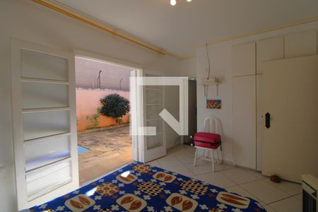 Casa à venda com 647m², 5 quartos e 8 vagasSuíte 2