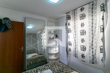 Casa à venda com 200m², 3 quartos e sem vaga Casa à venda com 200m², 3 quartos e sem vagaQuarto 1