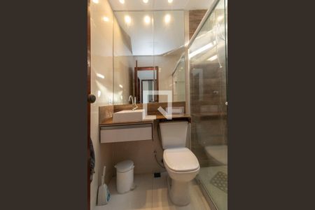 Apartamento à venda com 64m², 2 quartos e 1 vaga Apartamento à venda com 64m², 2 quartos e 1 vagaBanheiro