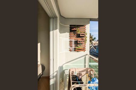 Casa à venda com 150m², 3 quartos e 4 vagas Casa à venda com 150m², 3 quartos e 4 vagasVaranda da suíte 1