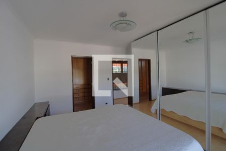 Casa para alugar com 340m², 3 quartos e 8 vagasSuíte