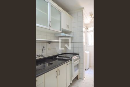 Apartamento à venda com 77m², 3 quartos e 2 vagas Apartamento à venda com 77m², 3 quartos e 2 vagasCozinha