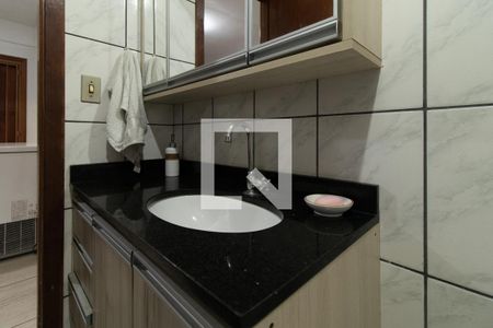 Casa à venda com 218m², 4 quartos e 4 vagasBanheiro de Serviço