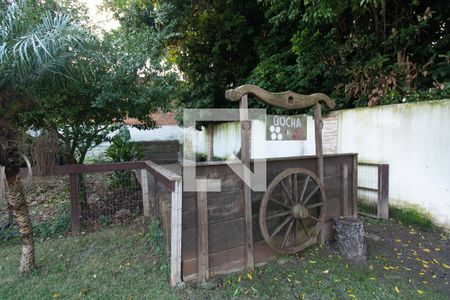 Casa à venda com 218m², 4 quartos e 4 vagasÁrea Externa