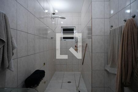 Casa à venda com 169m², 4 quartos e 2 vagas Casa à venda com 169m², 4 quartos e 2 vagasBanheiro da Suíte