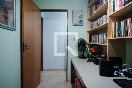 Casa à venda com 169m², 4 quartos e 2 vagas Casa à venda com 169m², 4 quartos e 2 vagasQuarto 2