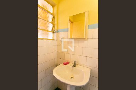 Casa à venda com 134m², 3 quartos e 1 vaga Casa à venda com 134m², 3 quartos e 1 vagaBanheiro de Serviço