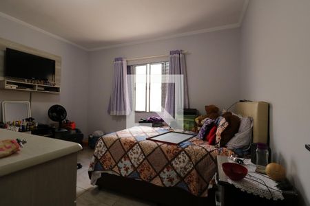 Casa à venda com 209m², 5 quartos e 5 vagasQuarto 2