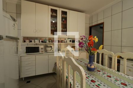 Casa à venda com 209m², 5 quartos e 5 vagasCozinha