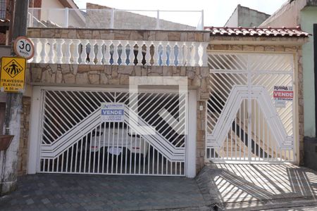 Casa à venda com 209m², 5 quartos e 5 vagasFachada