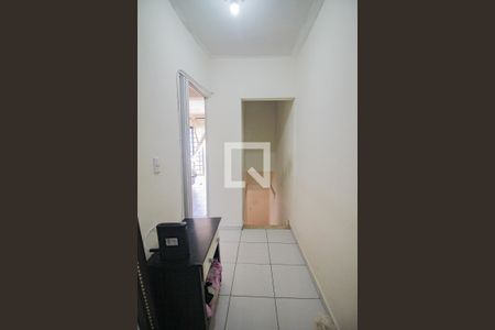 Casa à venda com 96m², 3 quartos e 2 vagascorredor