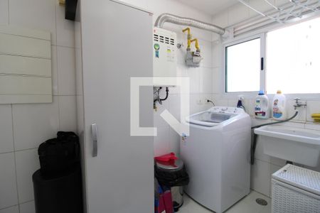 Apartamento à venda com 105m², 3 quartos e 3 vagasÁrea de serviço - Armários 