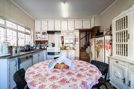 Casa à venda com 545m², 5 quartos e 4 vagas Casa à venda com 545m², 5 quartos e 4 vagas1o. Andar - Cozinha