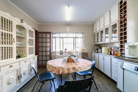 Casa à venda com 545m², 5 quartos e 4 vagas Casa à venda com 545m², 5 quartos e 4 vagas1o. Andar - Cozinha