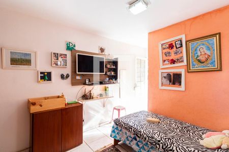 Casa à venda com 545m², 5 quartos e 4 vagas Casa à venda com 545m², 5 quartos e 4 vagas1o. Andar - Quarto de Serviço